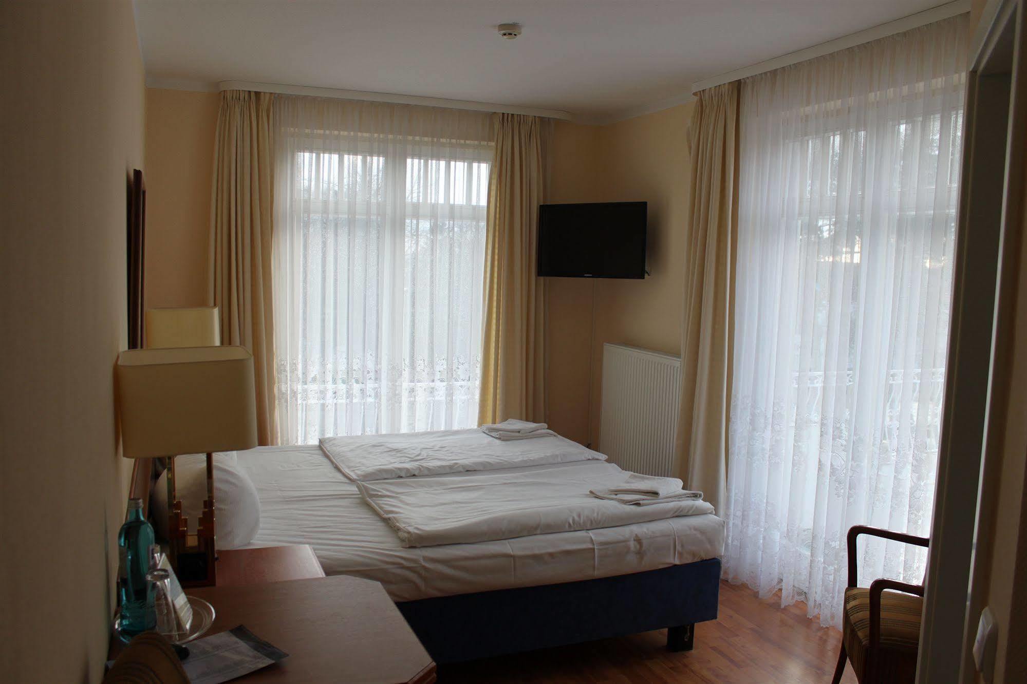 Hotel Stolteraa 3*